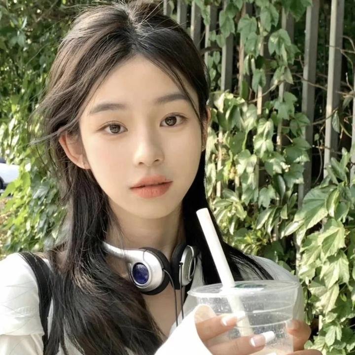 凤阁春残
